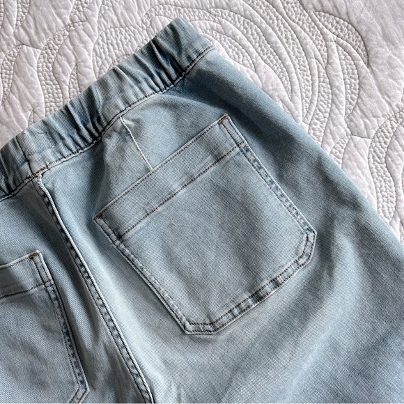 Madewell - Pull-On Relaxed Jeans - Bellview Wash - Picture 13 of 15